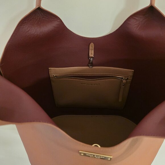 Handbag - Picture 4 of 6